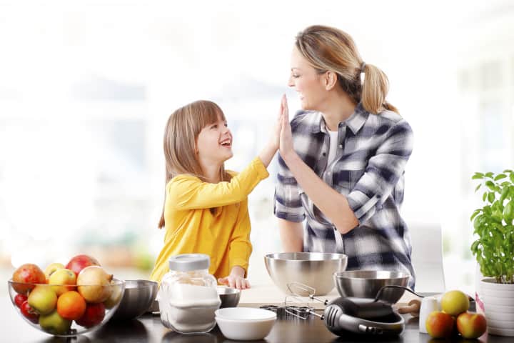 Authoritative Parenting Styles What Are Characteristics Pros Cons 